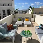 V86 - Chic Tigne Flat By The Sea Διαμέρισμα Σλιέμα