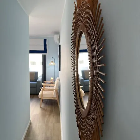 V86 - Chic Tigne Flat By The Sea Apartment *