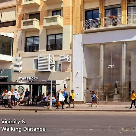 V86 - Chic Tigne Flat By The Sea *